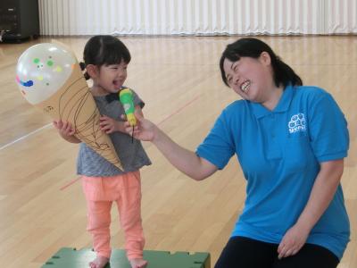 「お誕生日おめでとう！」お誕生日の子どもにインタビュー♪