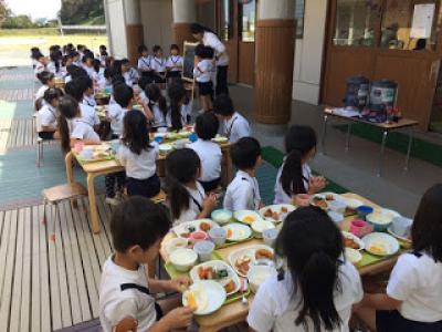 社会福祉法人　鐘の鳴る丘友の会